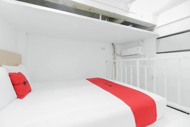 レッドドアーズ ニア ハヤム ウルク