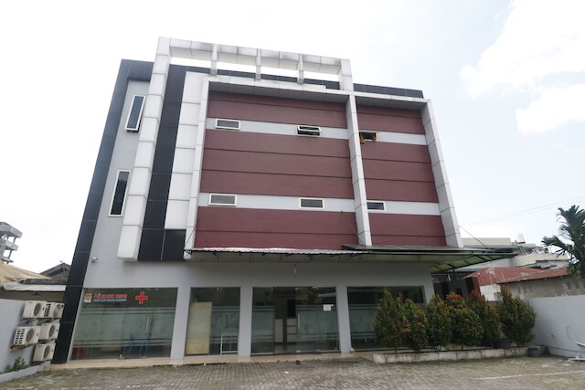 レッドドアーズ アット ジャラン クラカタウ メダン