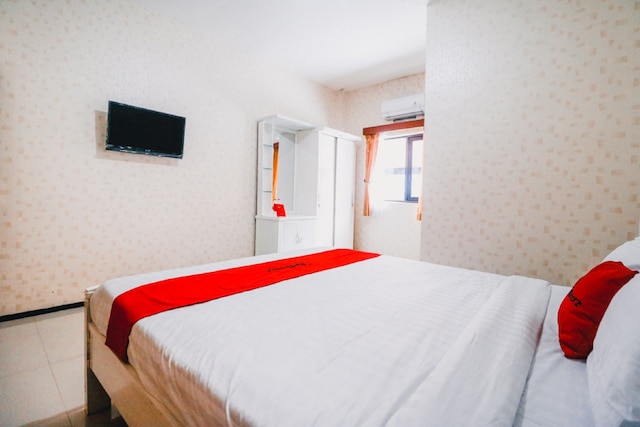 レッドドアーズ ニア タマン レクレアシ セレクタ