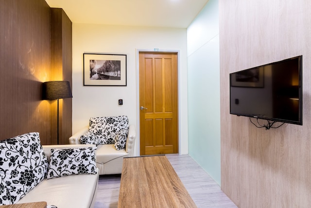 グッドタイムウォームホーム (良辰暖居)