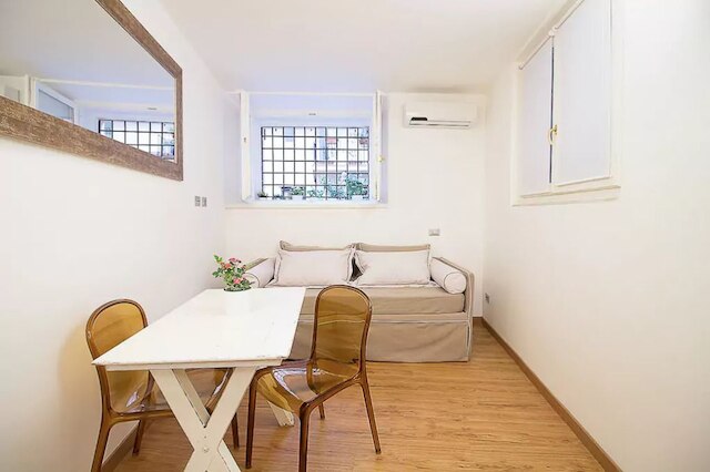 ロマンティコ アパルタメント ア ピアッツァ ナヴォーナ