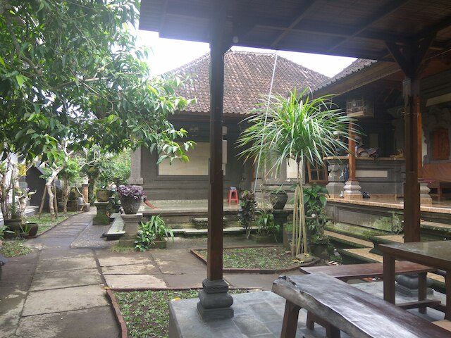 ザ ヒドゥン バリ イン