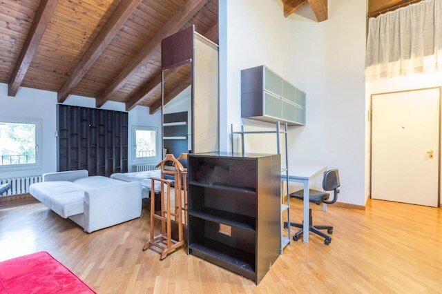 アパルタメント エミリア レバンテ 2