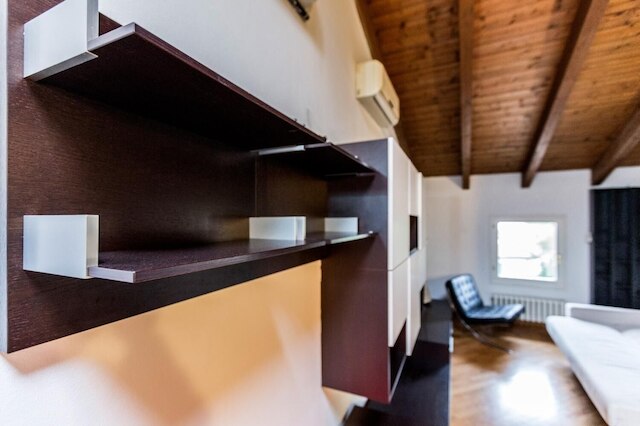 アパルタメント エミリア レバンテ 2