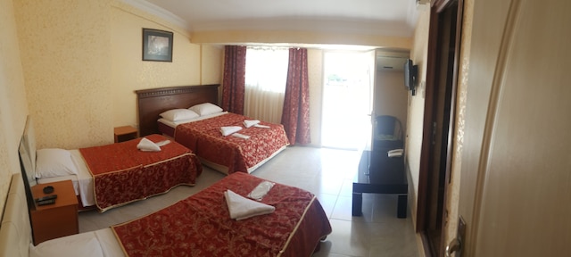 フロリン ホテル