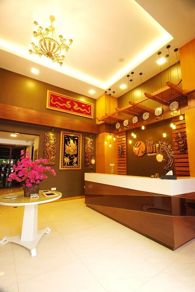 ザ ホテル マウティン