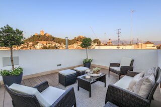 シェモアホームズ プラザ ヌエバ ペントハウス