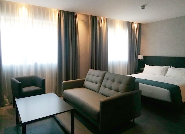 HG シティ スイーツ バルセロナ