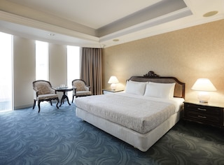 フォーブズ ホテル (富比世大飯店)