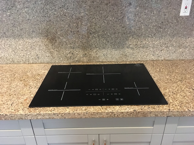 トロピカル チャーマー コーラル ゲーブルズ アパートメント