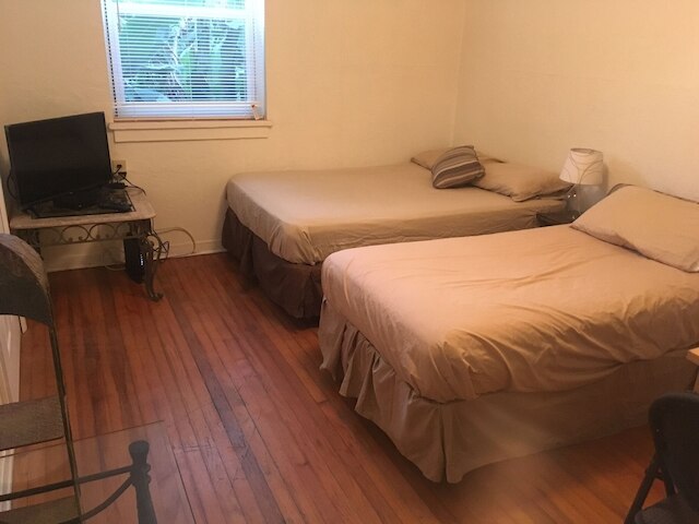 トロピカル チャーマー コーラル ゲーブルズ アパートメント