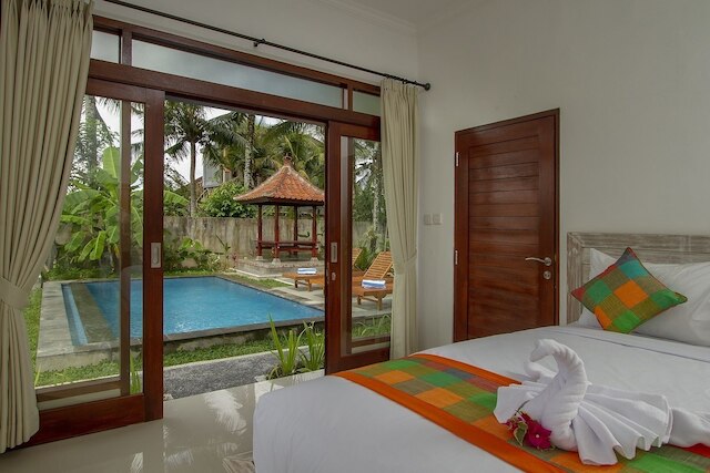 ポンドック アユ シャンティ