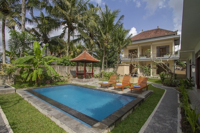 ポンドック アユ シャンティ