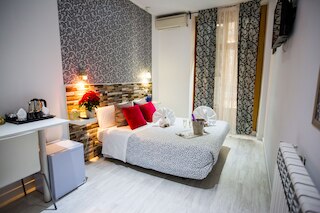 ホスタル アディス