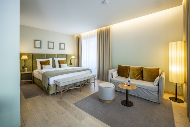 ワン ババリア ホームズ