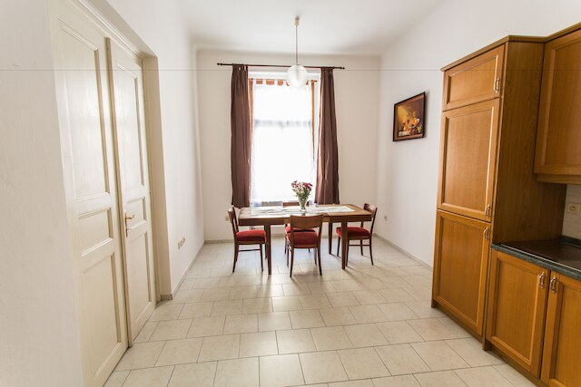 セントラル レトロ アパートメント