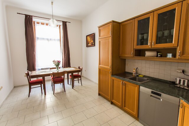 セントラル レトロ アパートメント