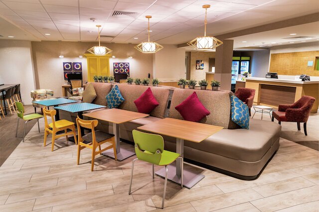 ホーム2 スイーツ バイ ヒルトン ラスベガス スタジアム ディストリクト