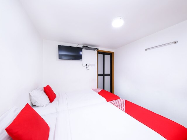 OYO 334 エベレスト ホテル