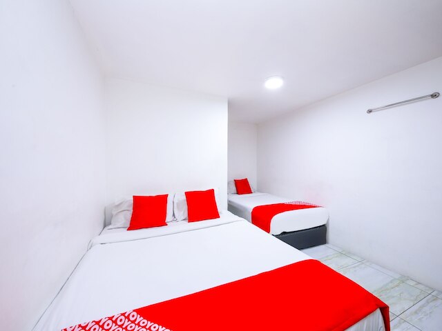 OYO 334 エベレスト ホテル