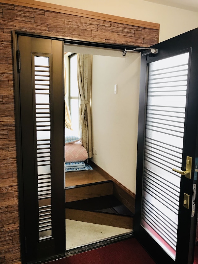 ワンホステル アンド スタンディングバー