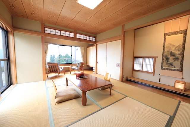 焼肉と海鮮の宿 らく-RAKU-