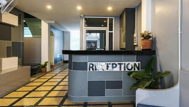 ハッピー ボウ ジョムティエン ゲストハウス