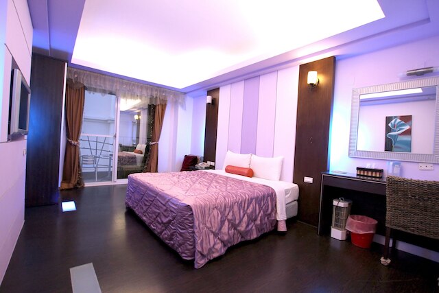 ラン チン ハイ イン (浪琴海渡假旅馆)