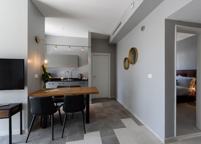 ザ ルーフ - バイ シー ランド スイーツ