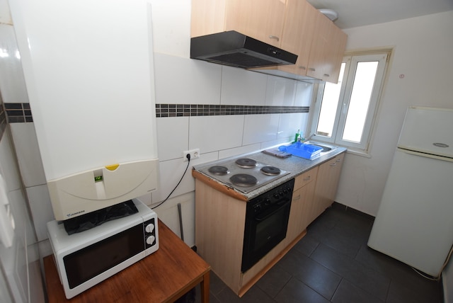 AB アパートメント 15