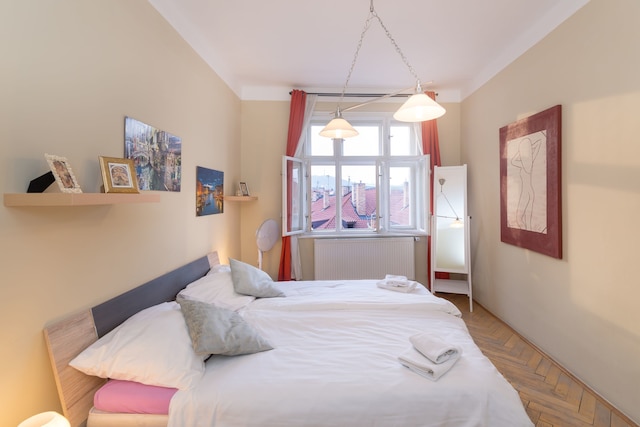 キャッスル ビュー スペーシャス アパートメント