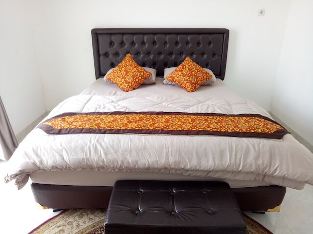 T ルームズ ホームステイ