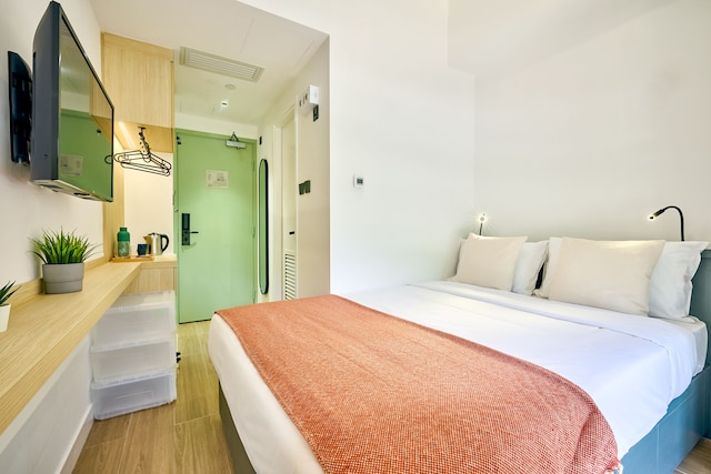 ホンコン リース ホテル (香港瑞思酒店)