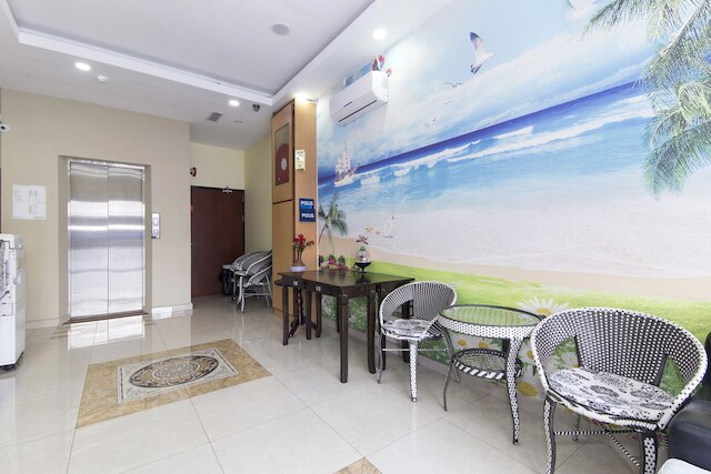 ホテル ラジャ ボット