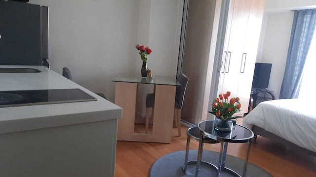 オアシス リージェンシー アット アクア プライベート レジデンシズ - リビングストーン