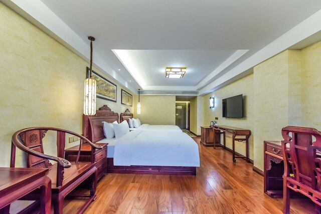 メルキュール 重慶 ダウンタウン (重庆解放碑美居酒店)