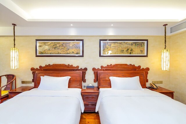 メルキュール 重慶 ダウンタウン (重庆解放碑美居酒店)