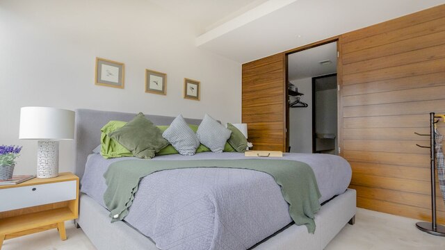 ミヤナ ラグジュアリー コンド