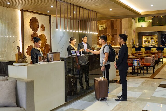 J7 ホテル イロイロ