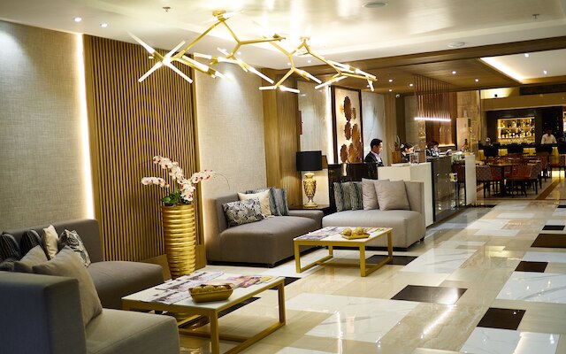 J7 ホテル イロイロ