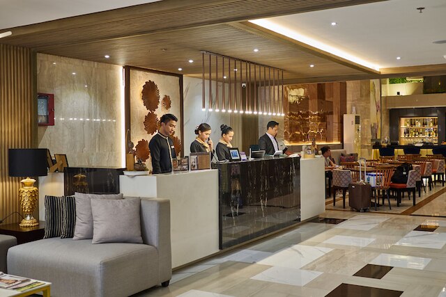 J7 ホテル イロイロ