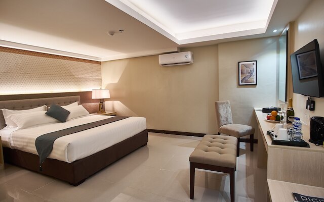 J7 ホテル イロイロ