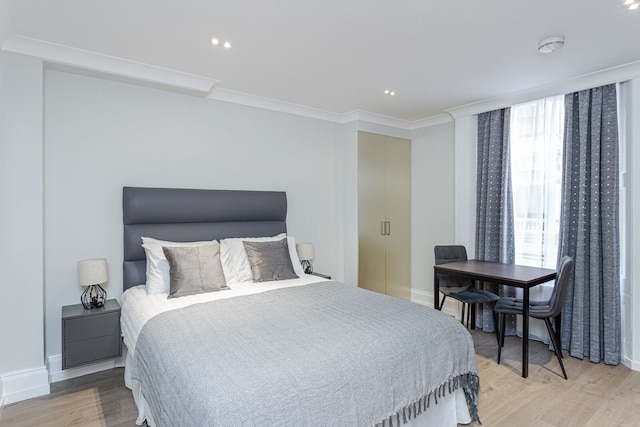 アレクサンダー アパートメンツ