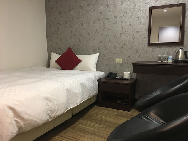 ファ チュン リン ホテル (華春林HOTEL)