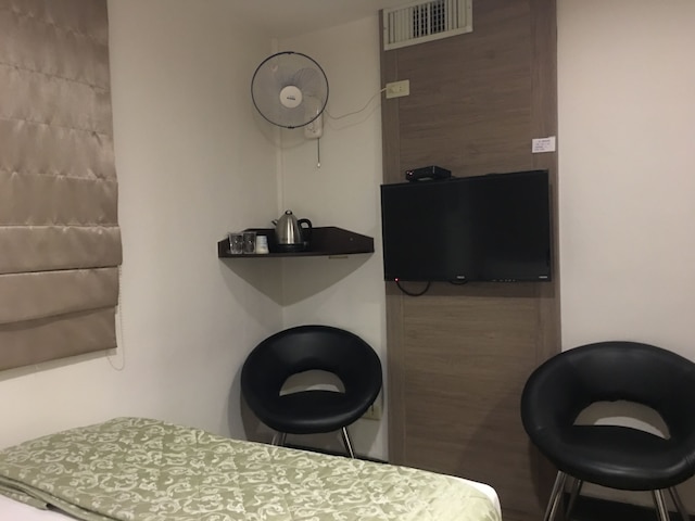 ファ チュン リン ホテル (華春林HOTEL)