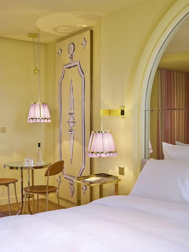 9 コンフィデンシエル