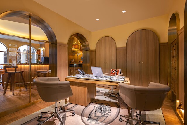 9 コンフィデンシエル