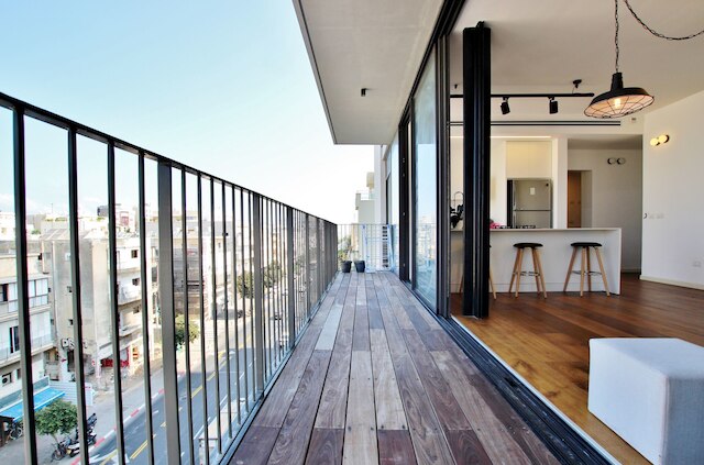 ヒルトン ビーチ ニュー スペクタキュラー 2 ベッドルーム テラス