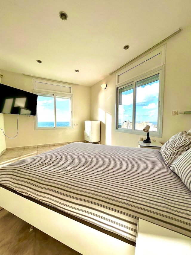 海が見える高級アパート、ベッドルーム 3 室、プール、スパ、ジムあり