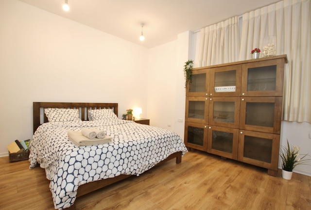 アメージング  3 ベッドルーム ガーデン アパートメント ニア ゴードン ビーチ